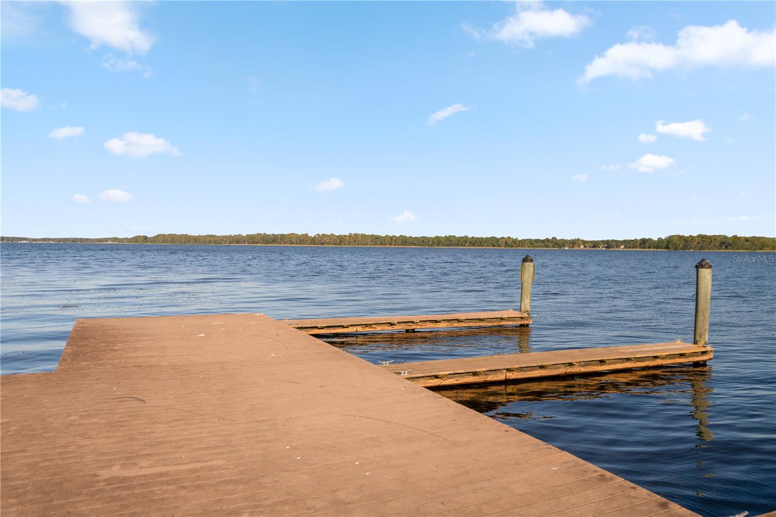 GRAND CYPRESS ON LAKE TARPON - Residential