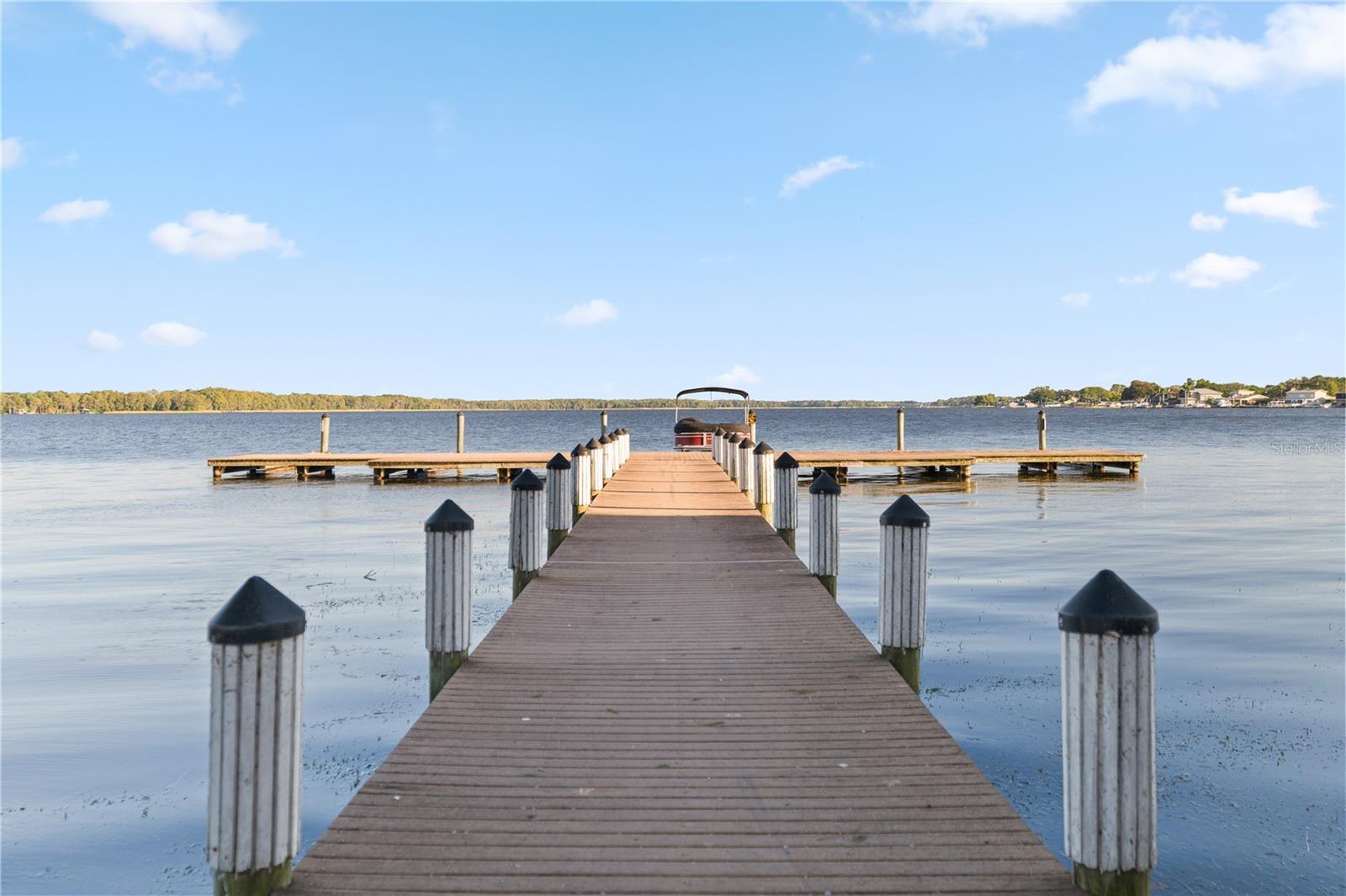 GRAND CYPRESS ON LAKE TARPON - Residential