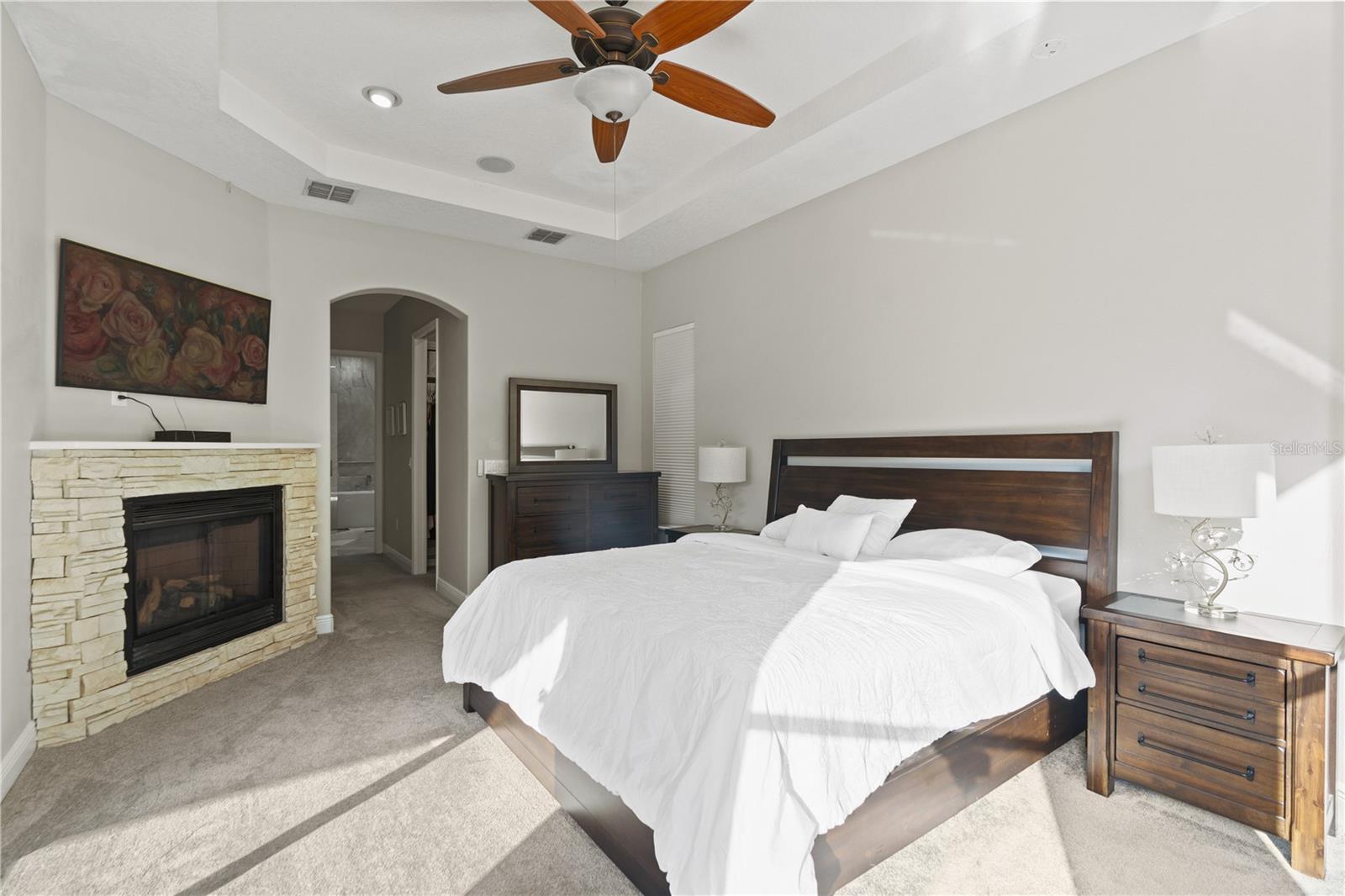 GRAND CYPRESS ON LAKE TARPON - Residential