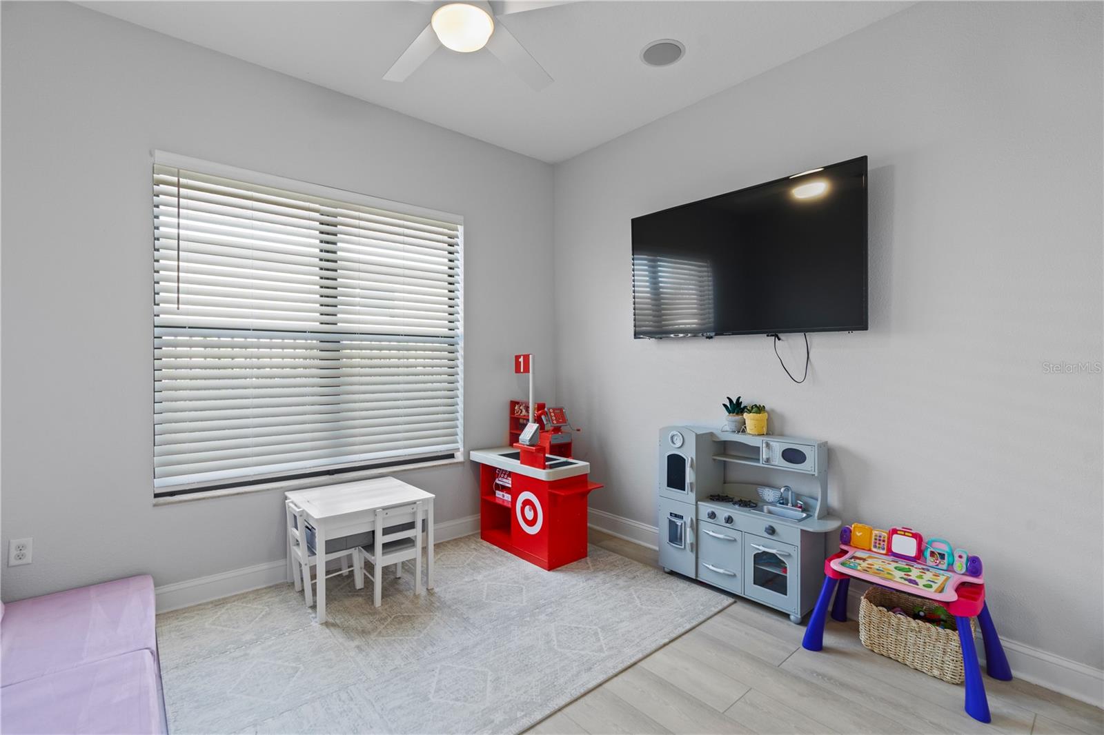 GRAND CYPRESS ON LAKE TARPON - Residential