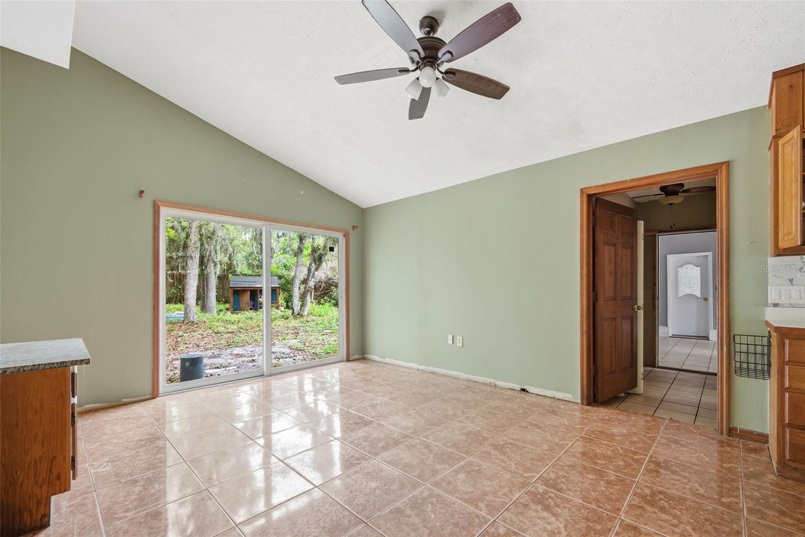 SHADOW RUN UNIT 2 - Residential