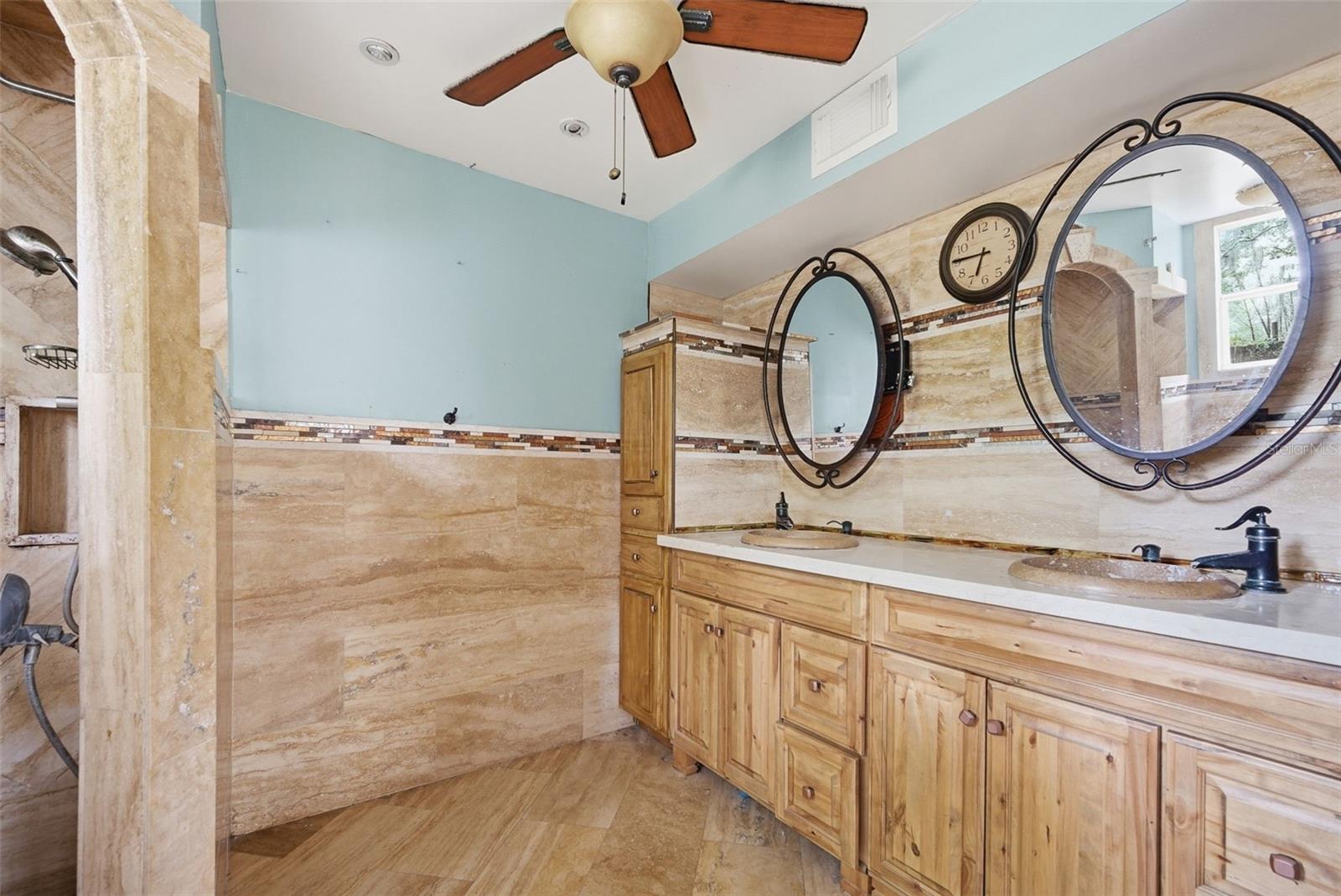 SHADOW RUN UNIT 2 - Residential