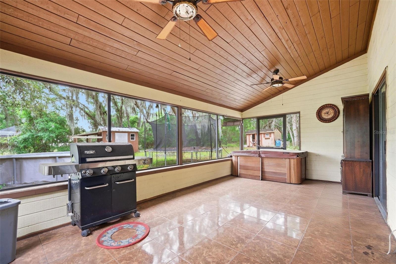 SHADOW RUN UNIT 2 - Residential