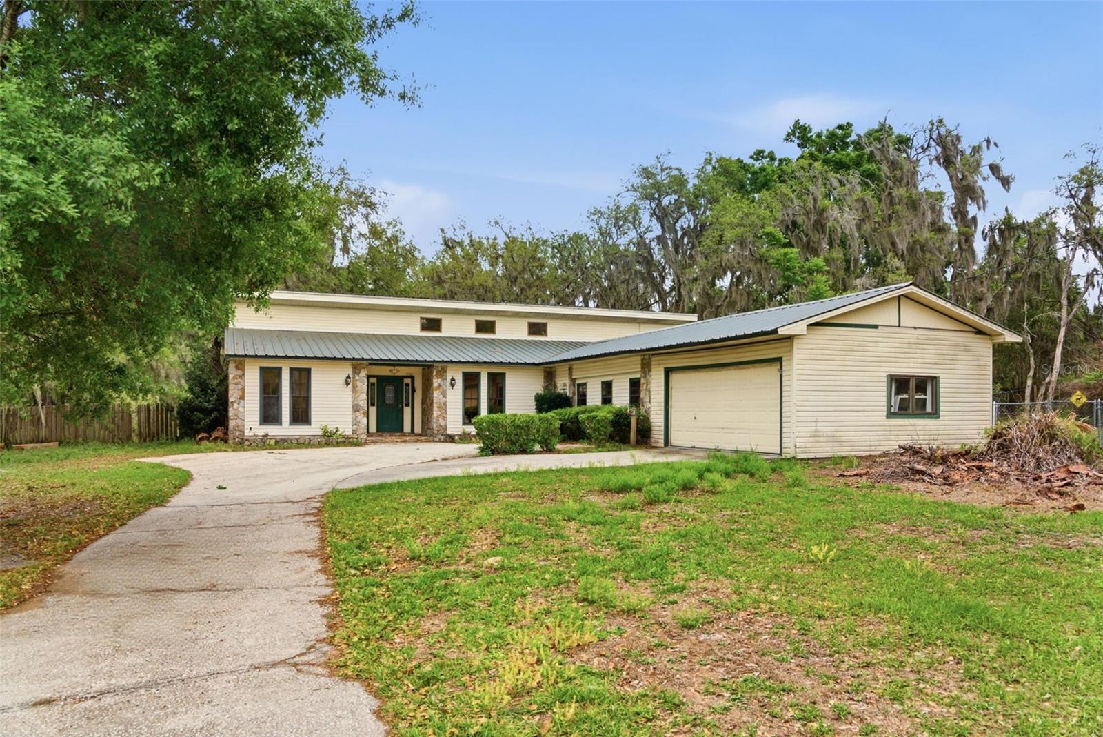 SHADOW RUN UNIT 2 - Residential