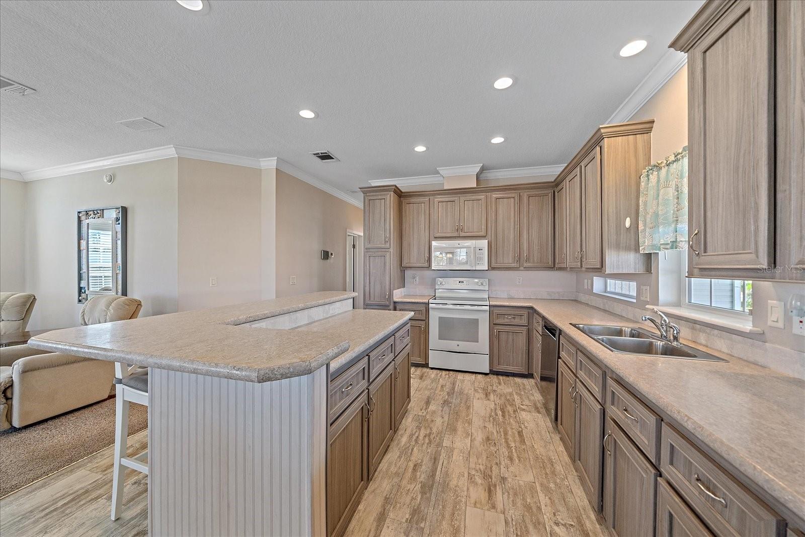 TROPIC ISLES CO-OP - Residential