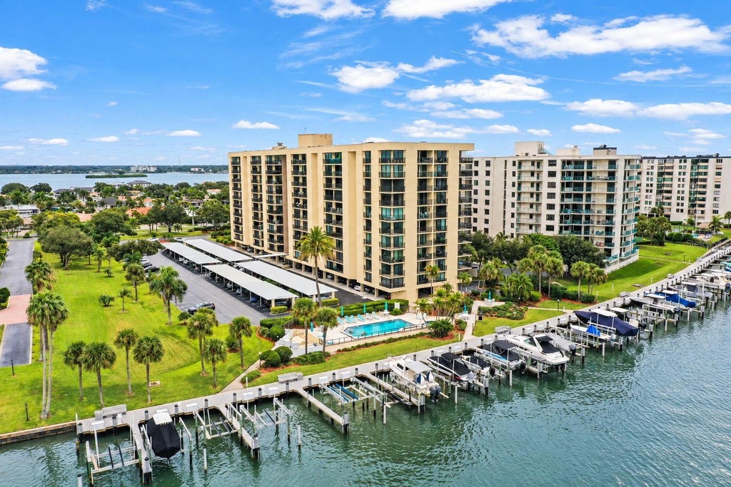 Photo of 690 Island Way #606, Clearwater, FL 33767 (MLS # TB8555649)