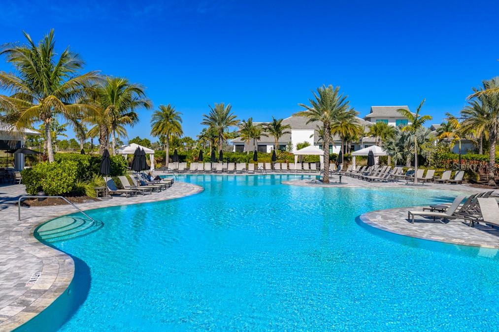 AZARIO ESPLANADE - Residential