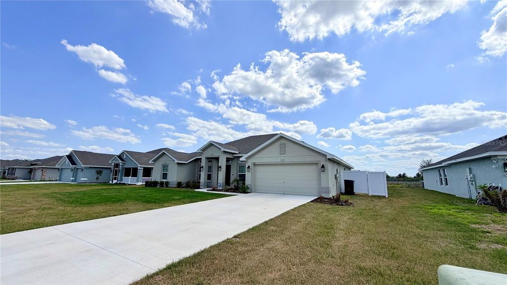 Photo of 4015 Tullamore Lane, Auburndale, FL 33823 (MLS # TB8503625)