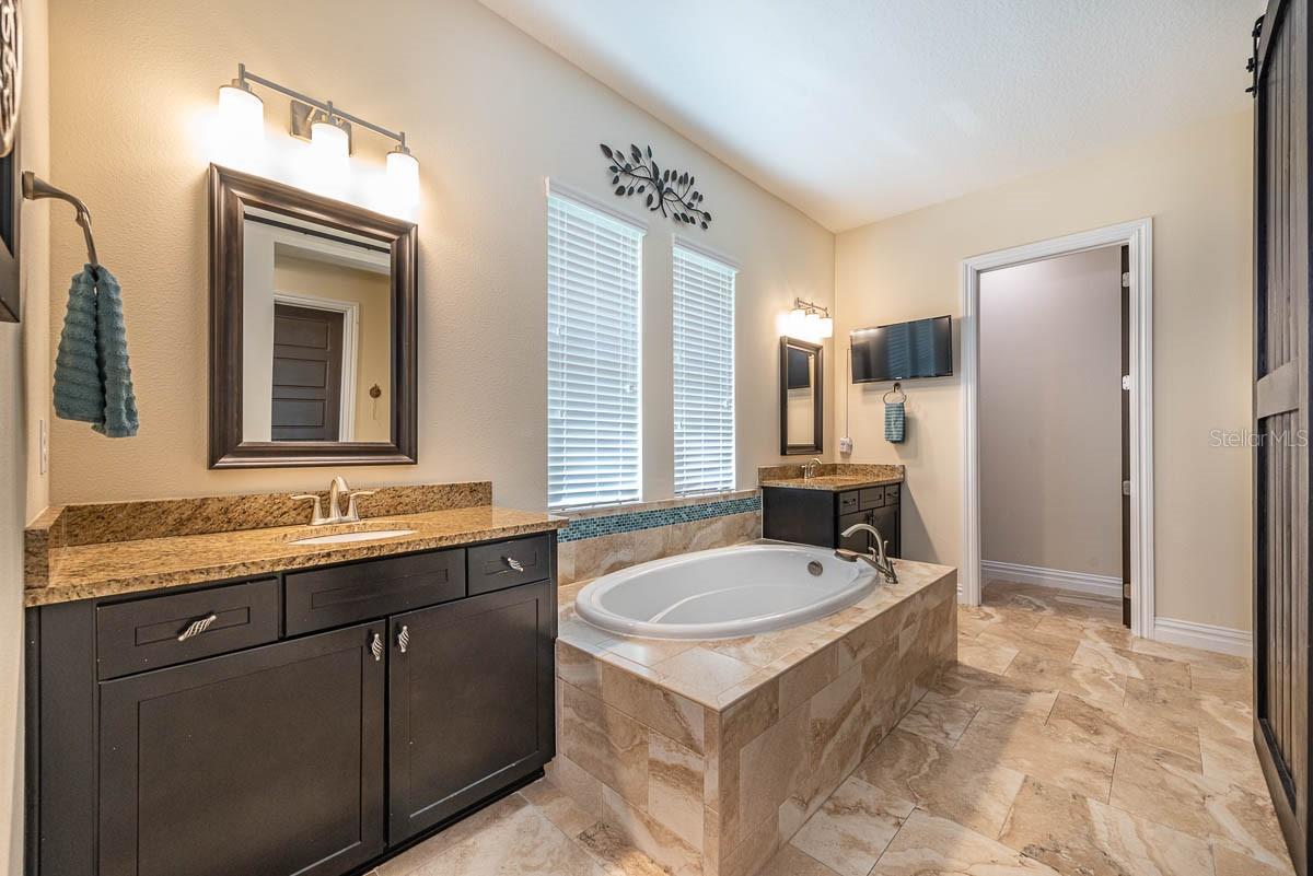 FISHHAWK RANCH PH 2 PRCL - Residential