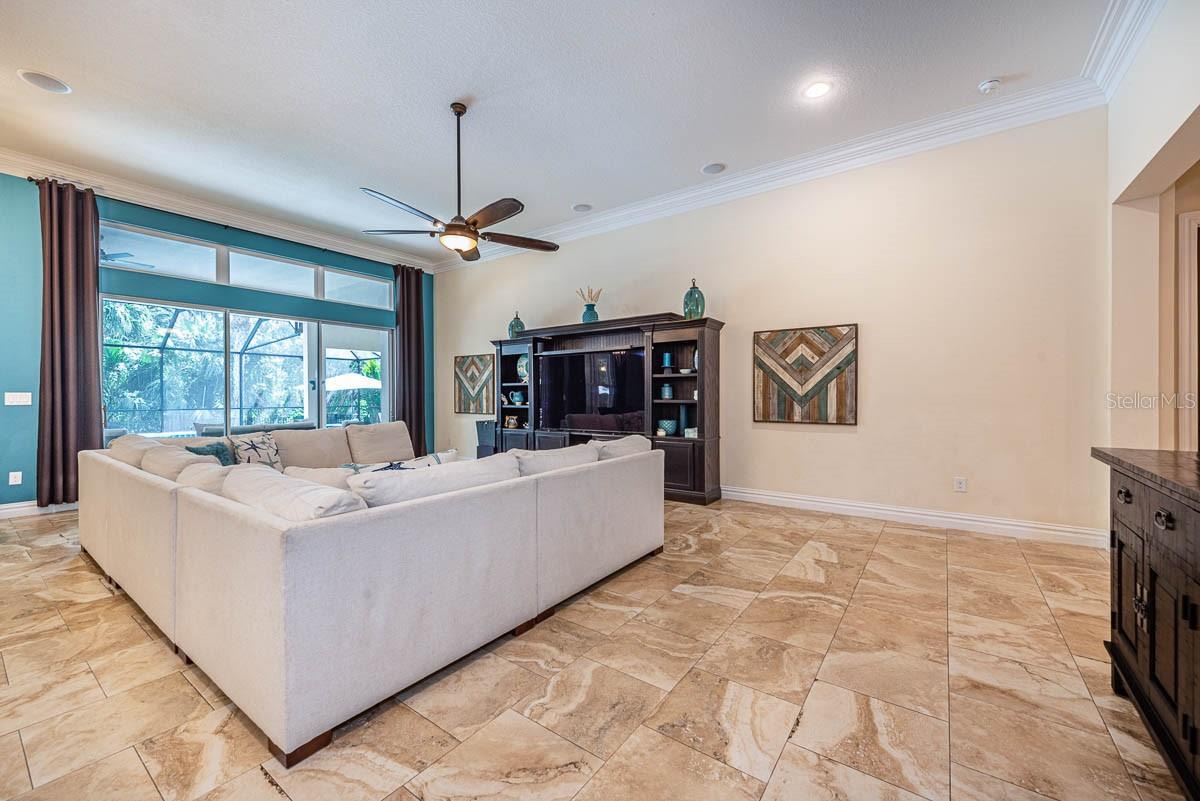 FISHHAWK RANCH PH 2 PRCL - Residential