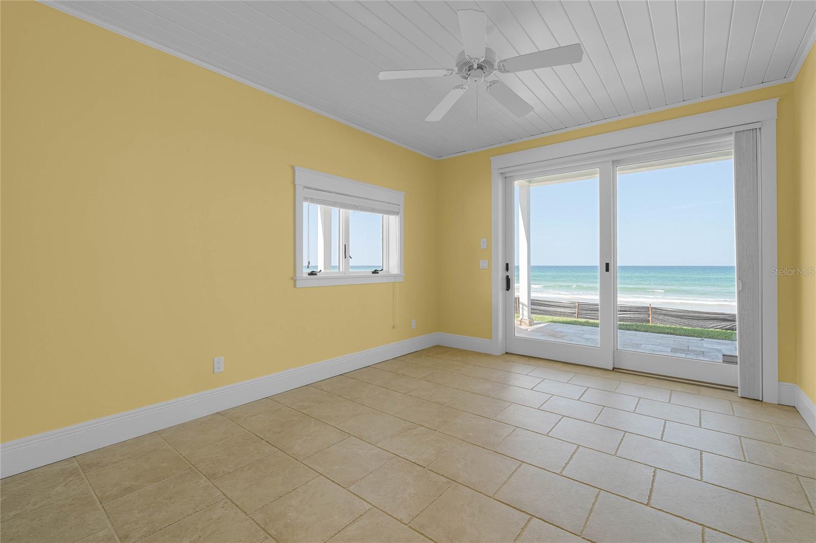 SILVER SANDS - Residential