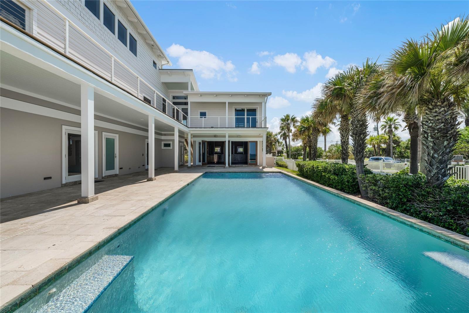 SILVER SANDS - Residential