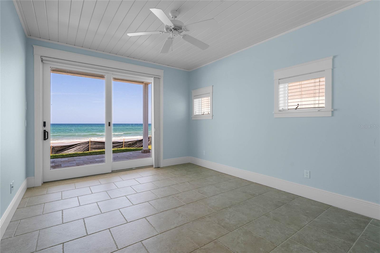 SILVER SANDS - Residential