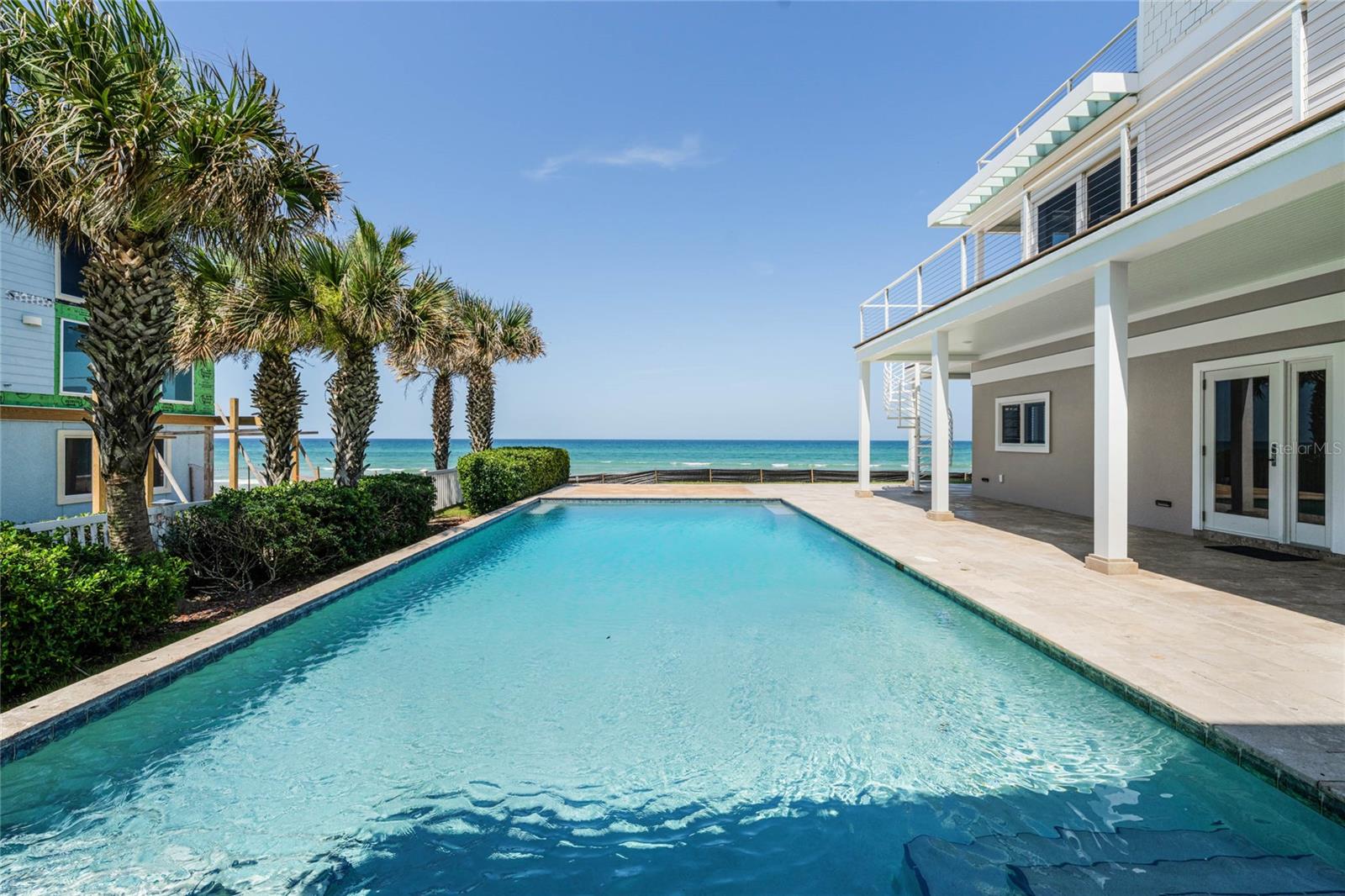 SILVER SANDS - Residential