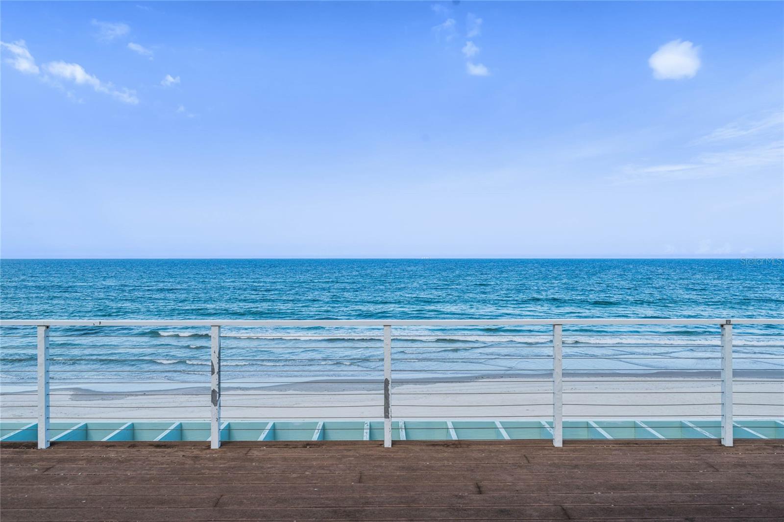 SILVER SANDS - Residential