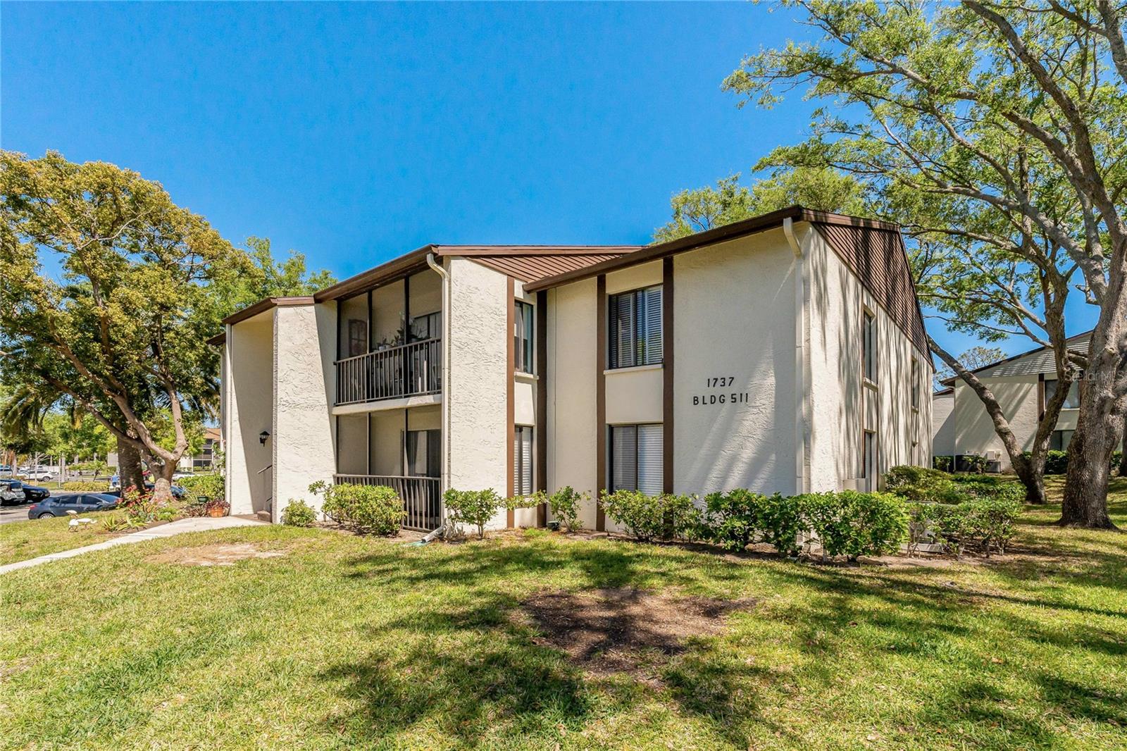 1737 PINE RIDGE WAY W B-1