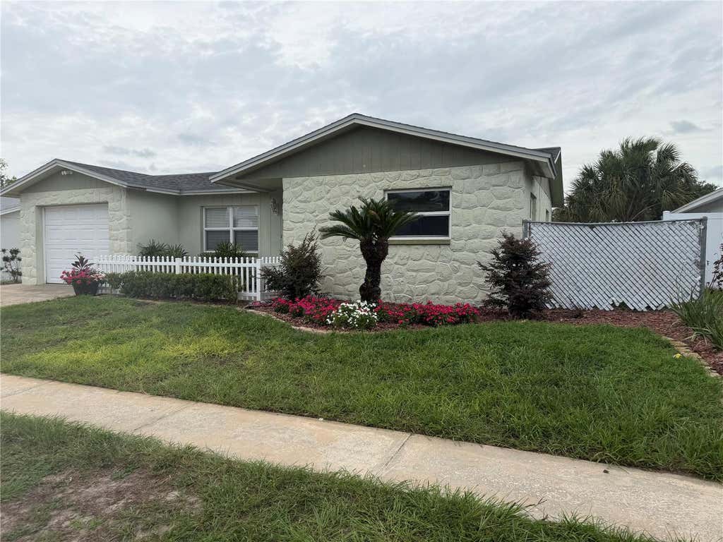 Photo of 6310 Diamond Dr, New Port Richey, FL 34653 (MLS # W7888202)