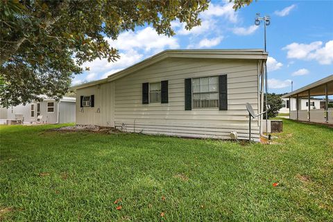 A home in FRUITLAND PARK