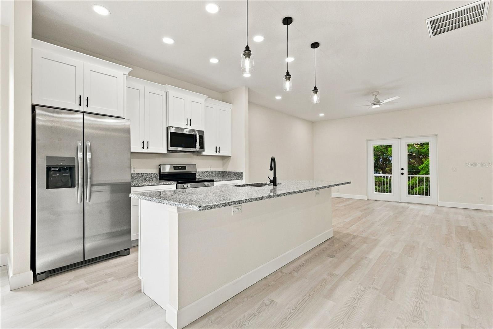 537 PINELOCH DRIVE