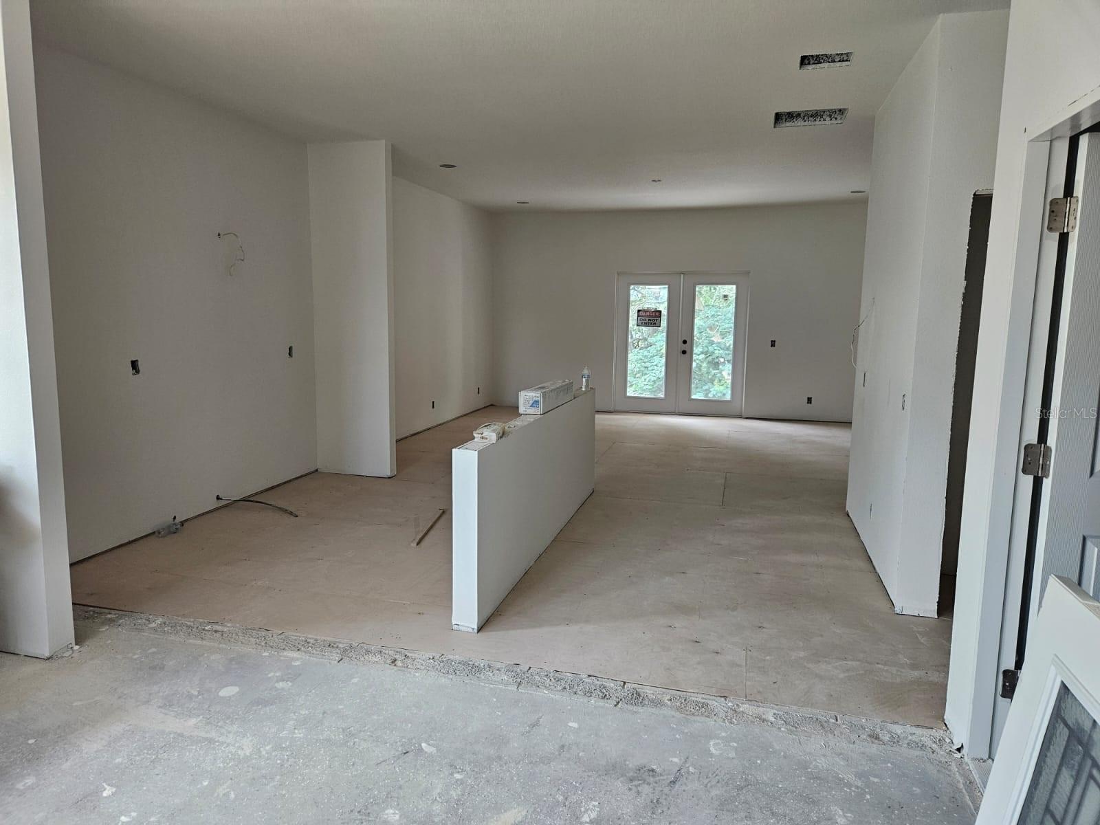 537 PINELOCH DRIVE