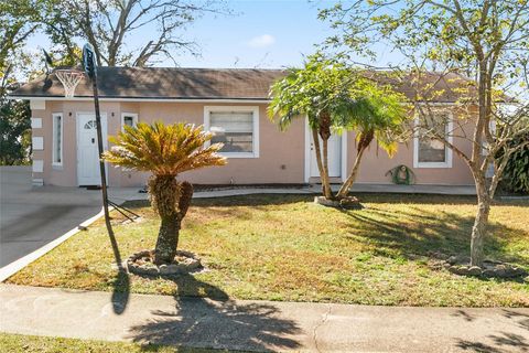 Photo of 230 Roosevelt Square, Oviedo, FL 32765 (MLS # O6378393)