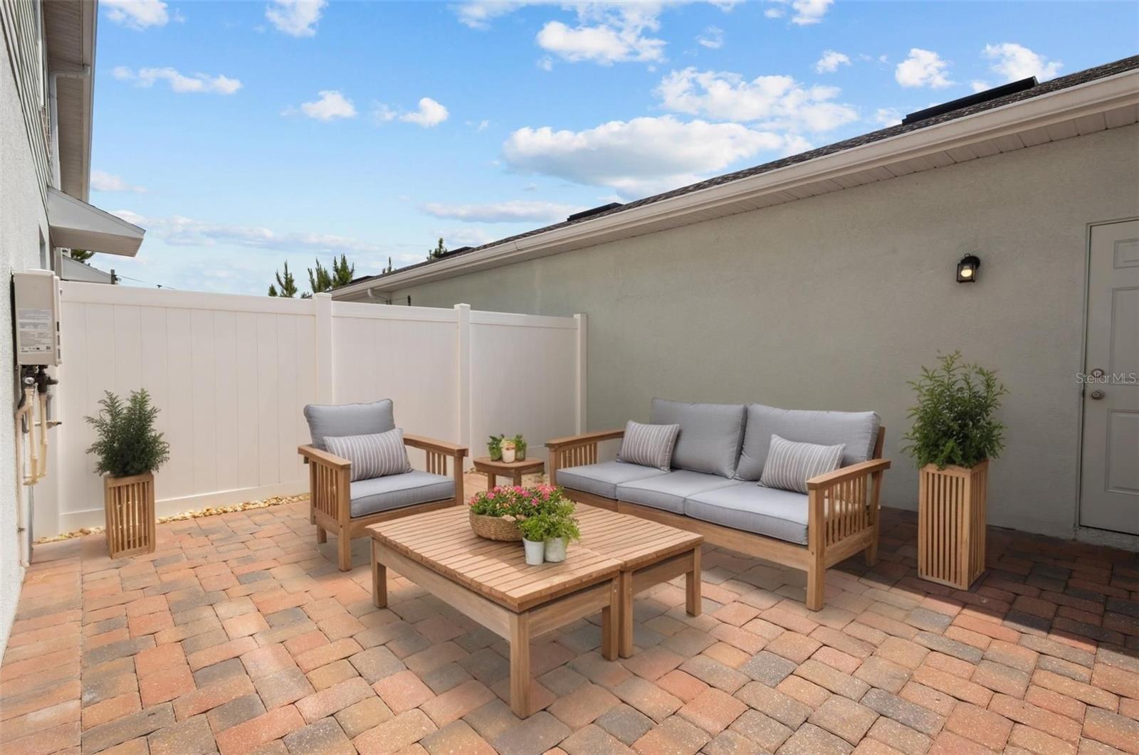 ASTURIA PH 3 - Residential Lease