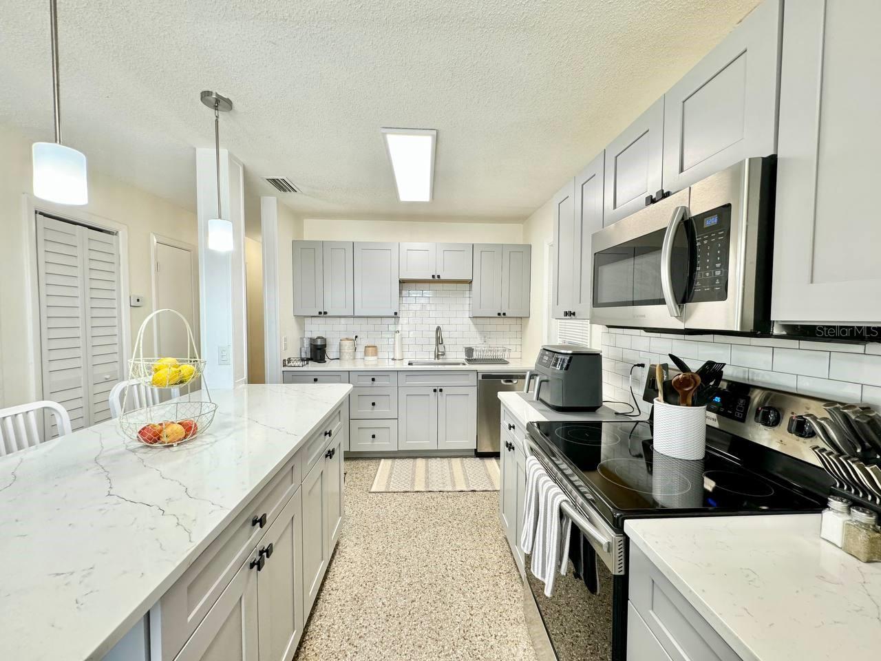 WESTSHORE ESTATES SOUTH - Residential