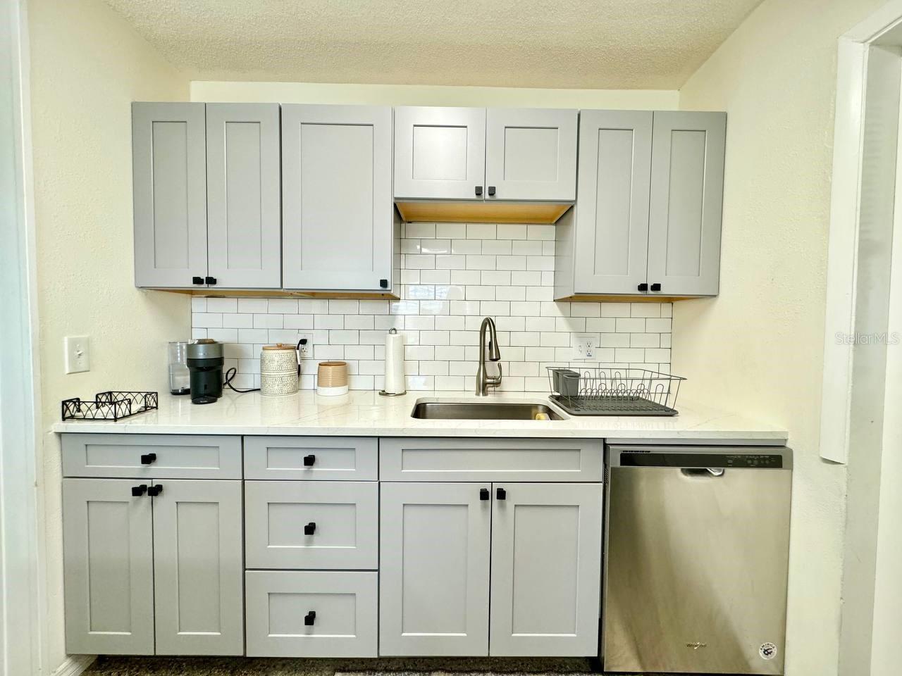 WESTSHORE ESTATES SOUTH - Residential