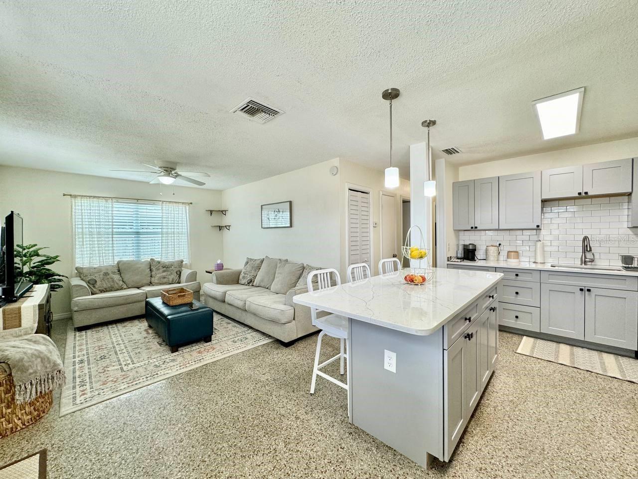 WESTSHORE ESTATES SOUTH - Residential