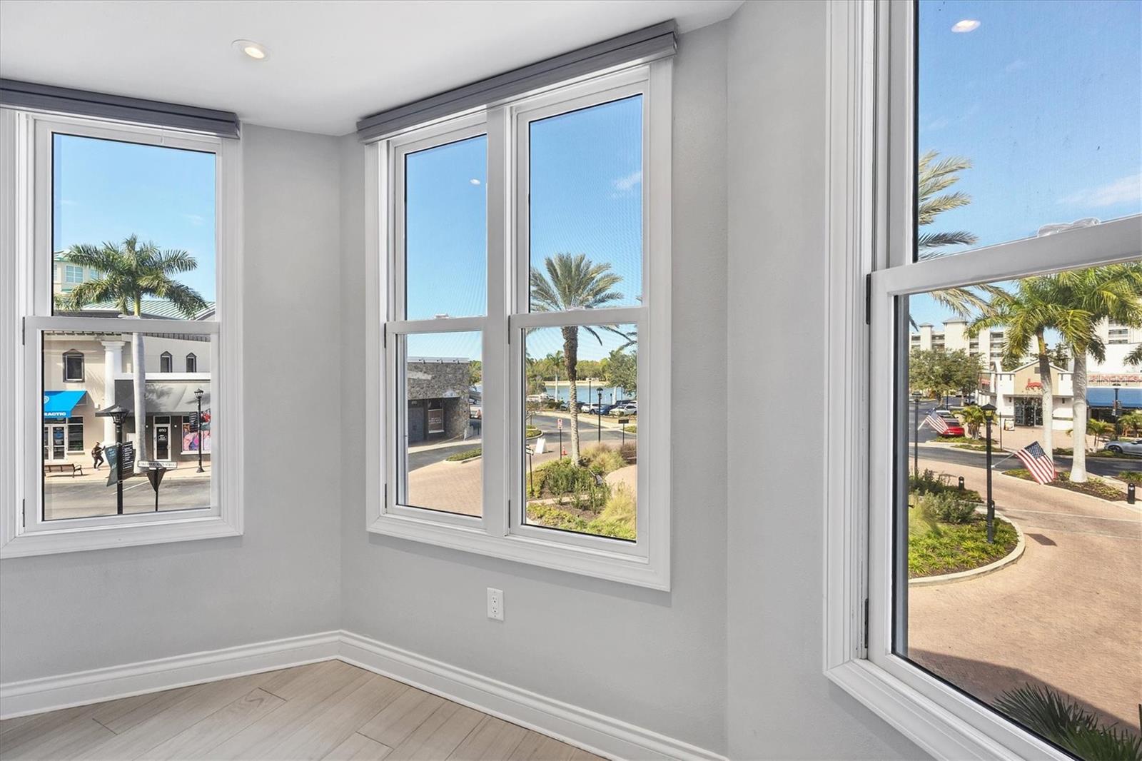 THE LOFTS ON MAIN - Residential