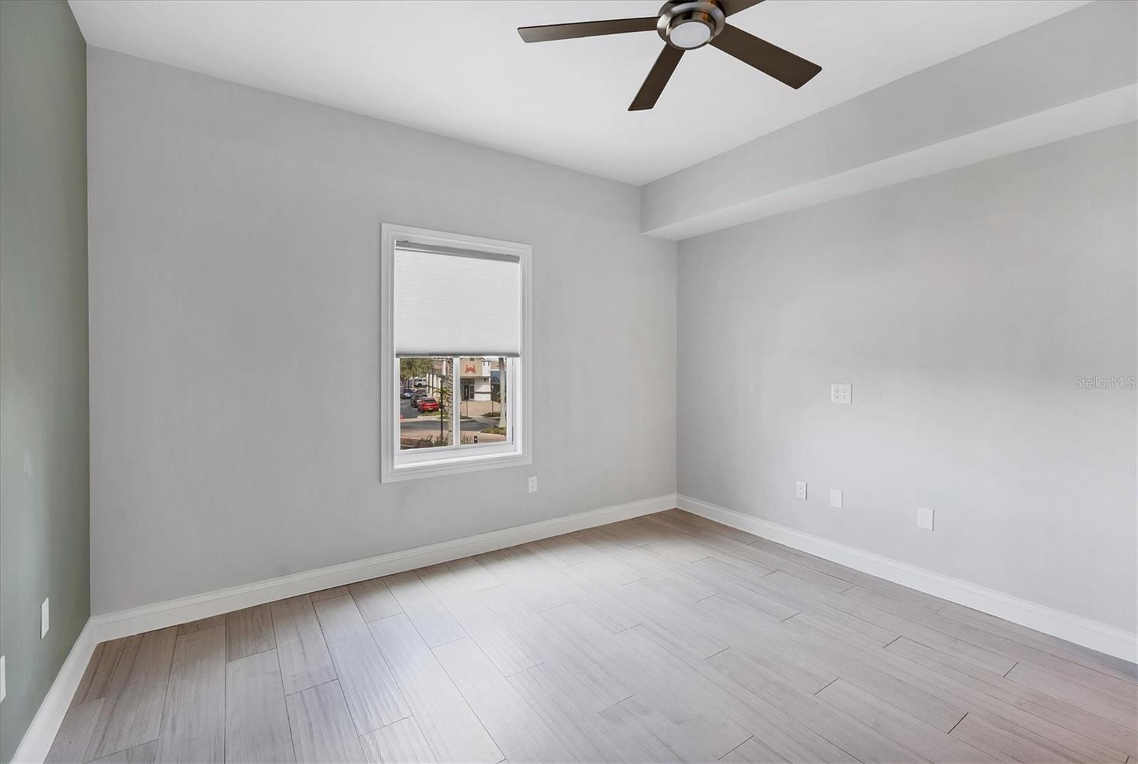 THE LOFTS ON MAIN - Residential