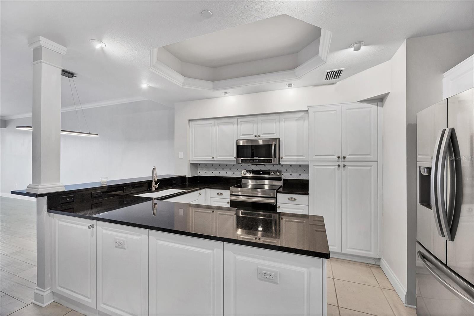 THE LOFTS ON MAIN - Residential