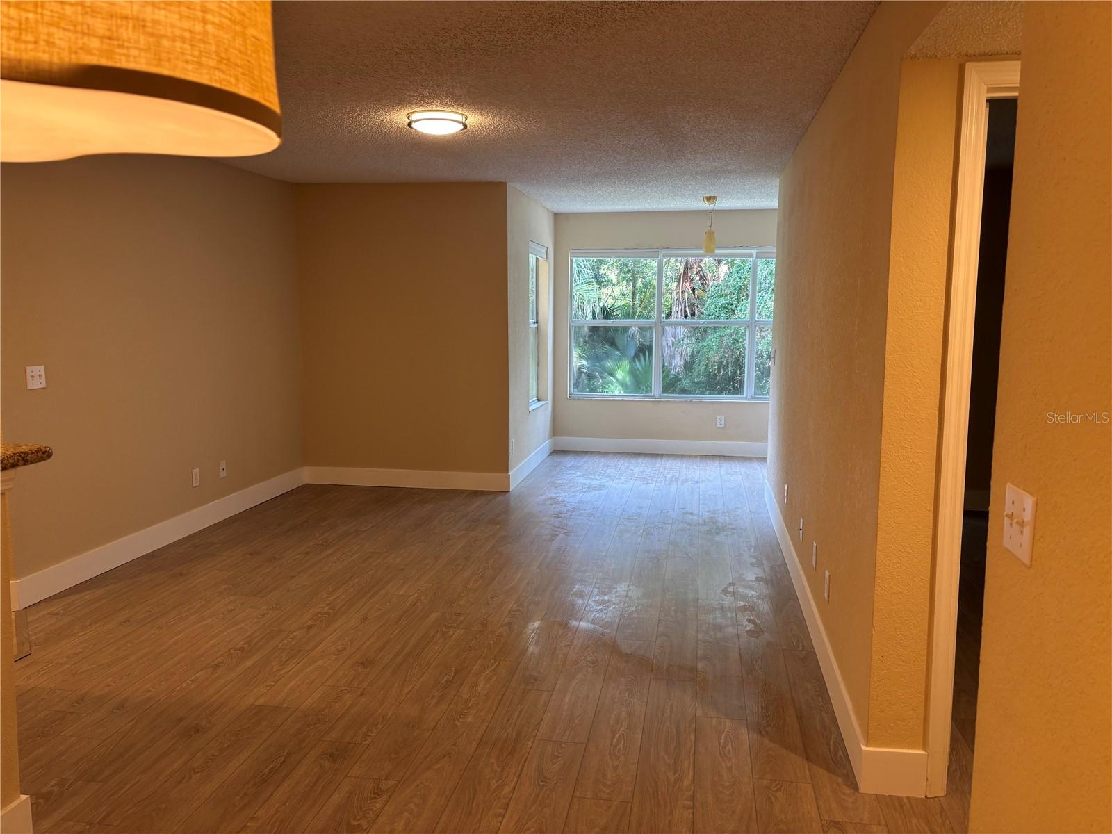 RESIDENCE/MILLENIA - Residential Lease