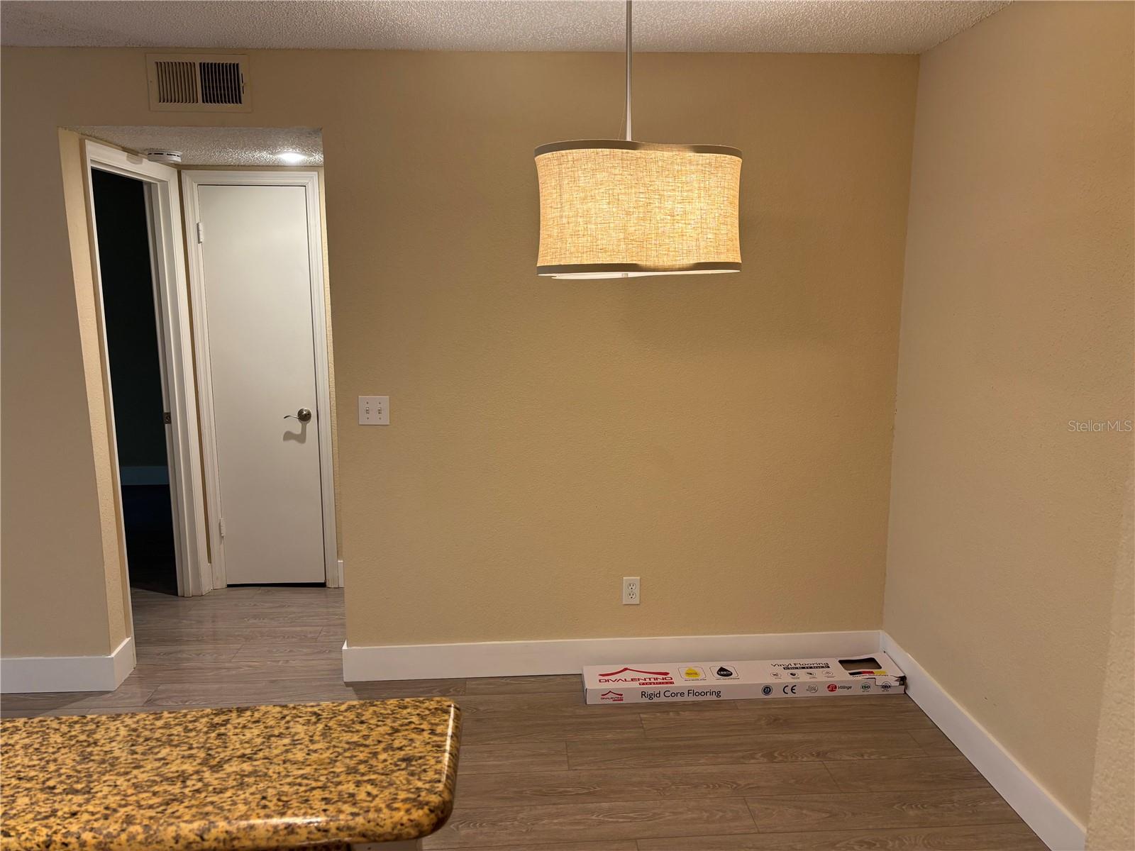 RESIDENCE/MILLENIA - Residential Lease