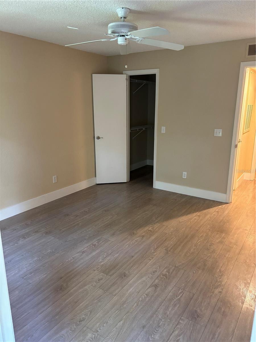 RESIDENCE/MILLENIA - Residential Lease