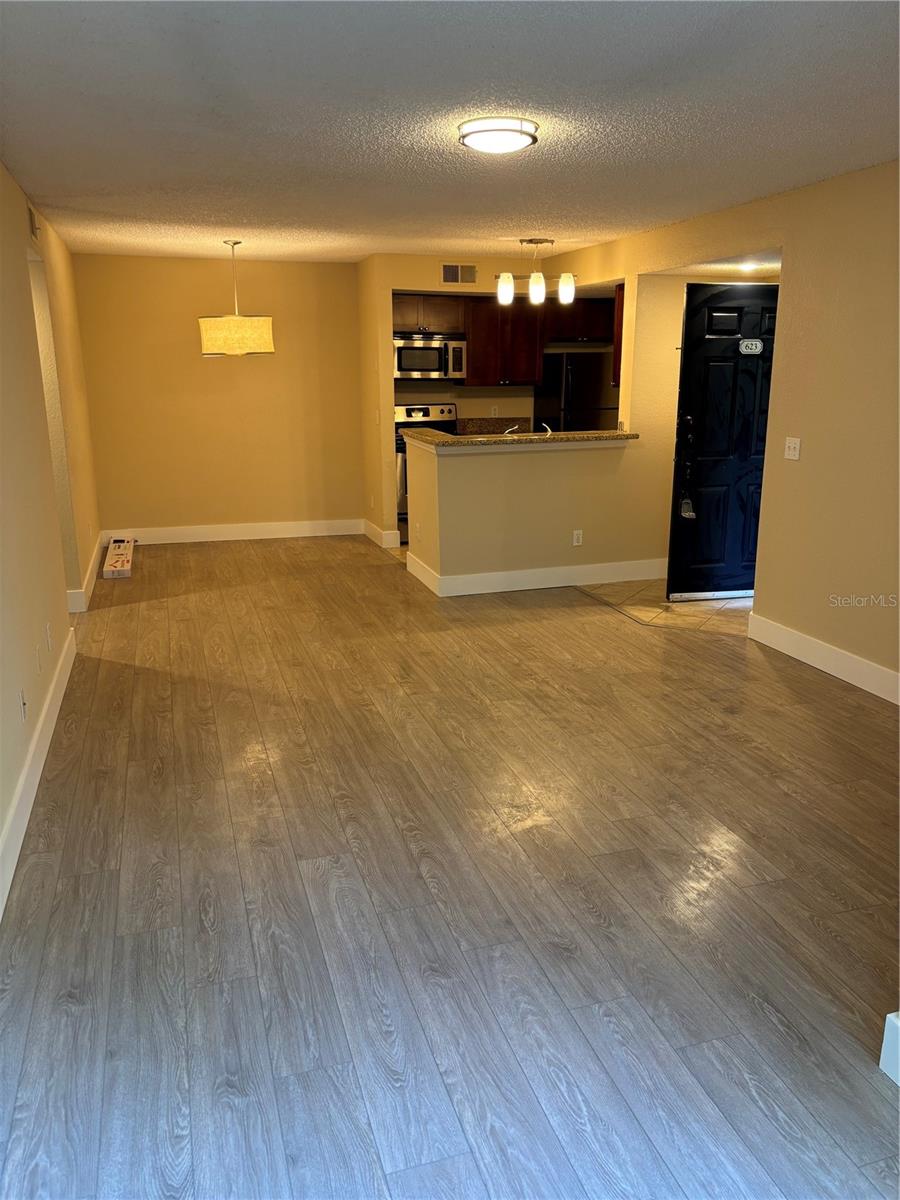 RESIDENCE/MILLENIA - Residential Lease