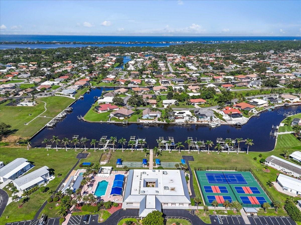 ALAMEDA ISLES - Residential