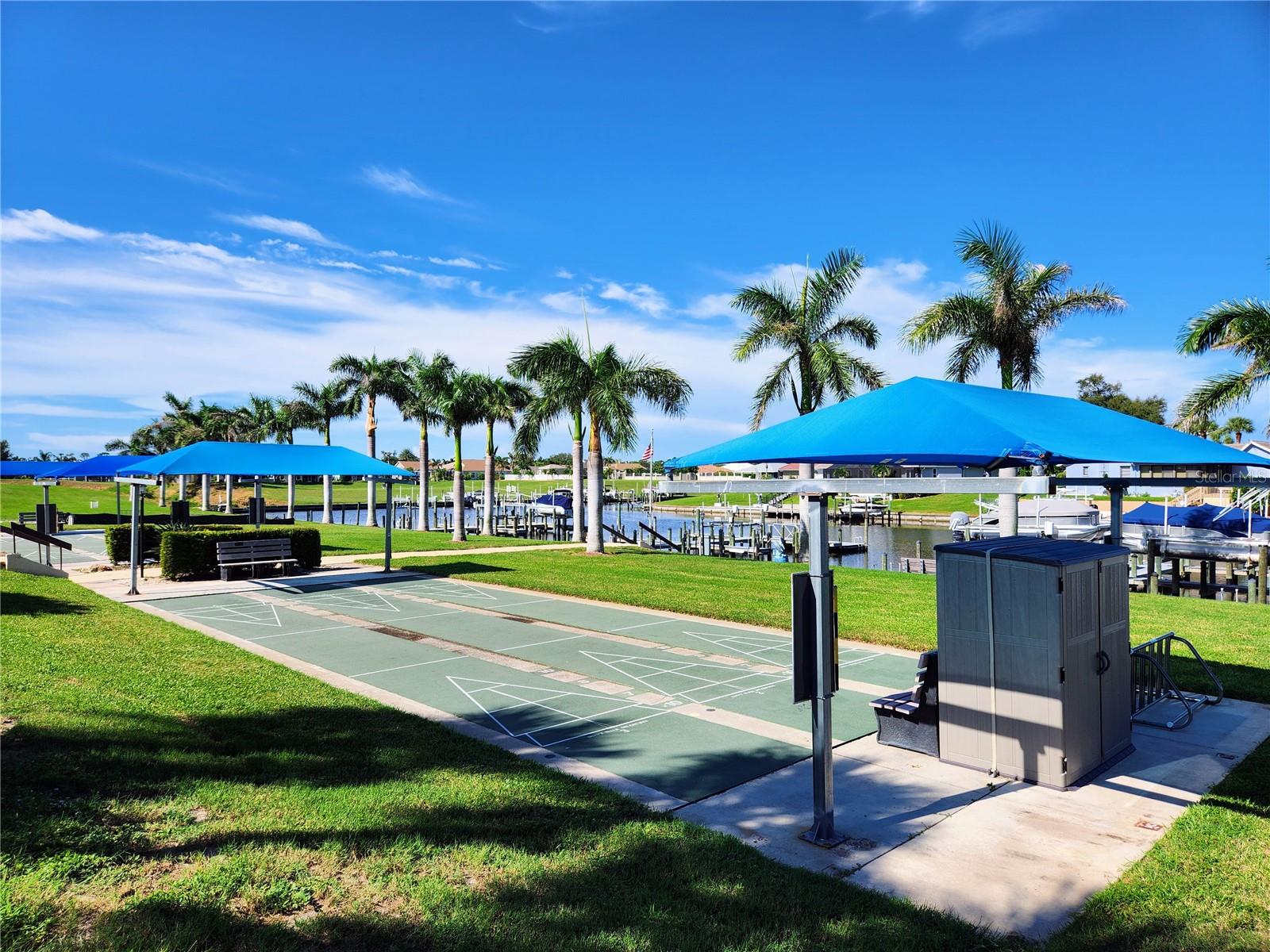 ALAMEDA ISLES - Residential
