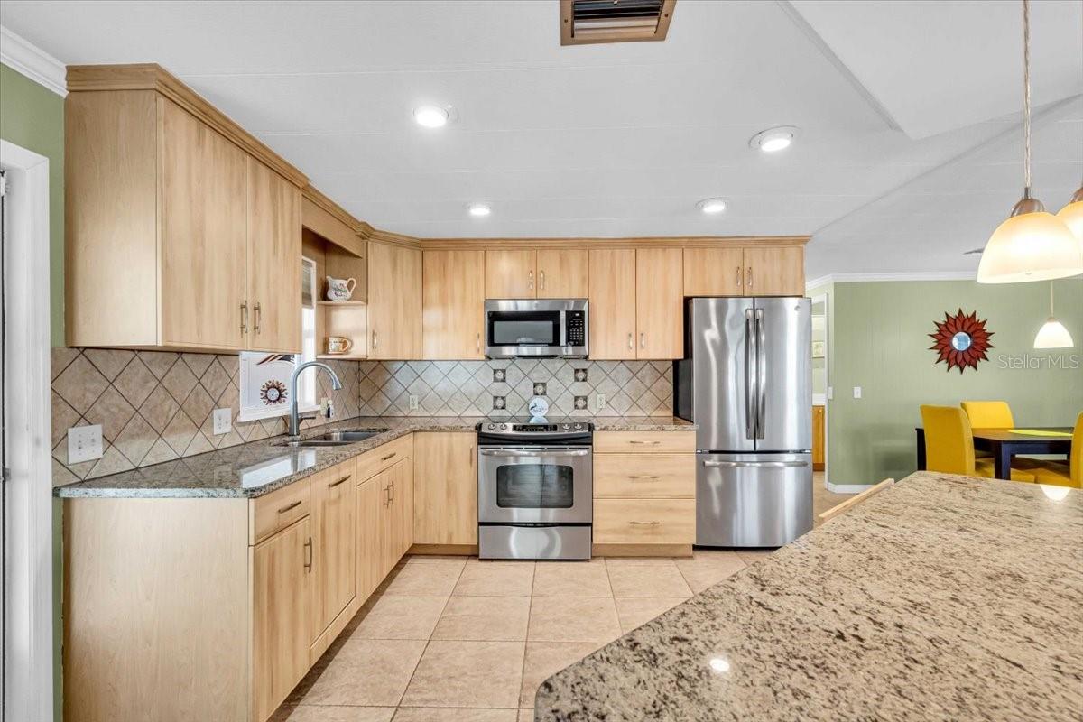 ALAMEDA ISLES - Residential