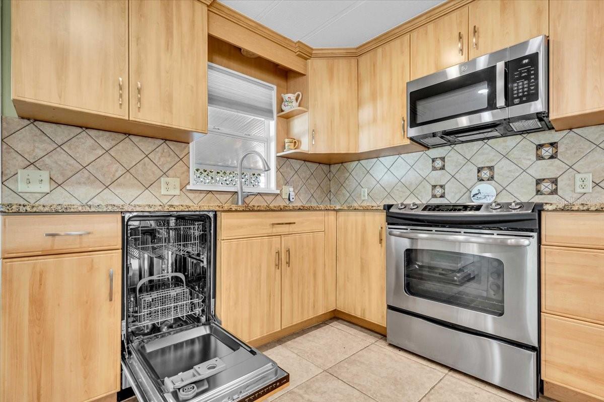 ALAMEDA ISLES - Residential