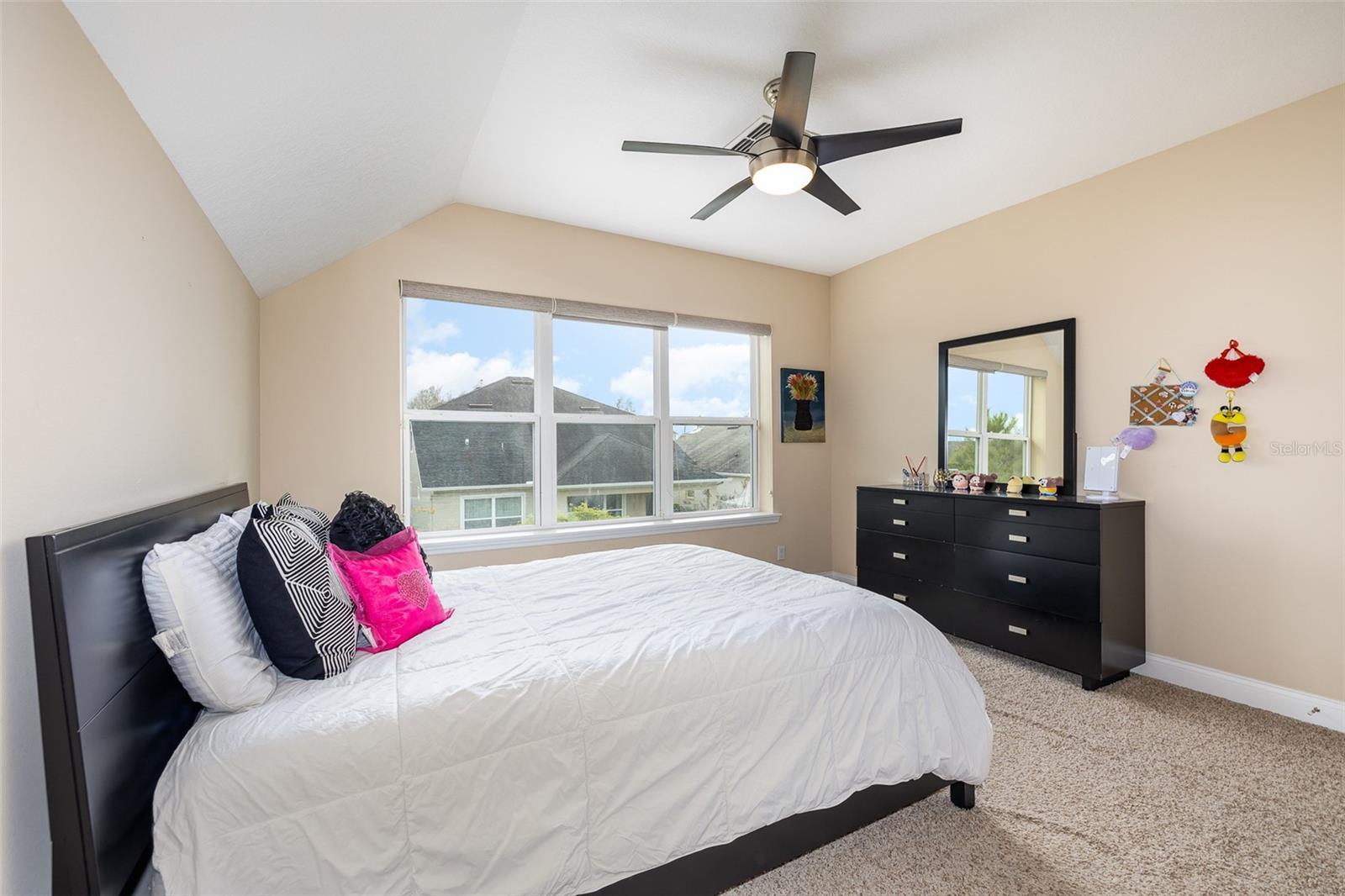 RANDAL PARK - Residential Lease