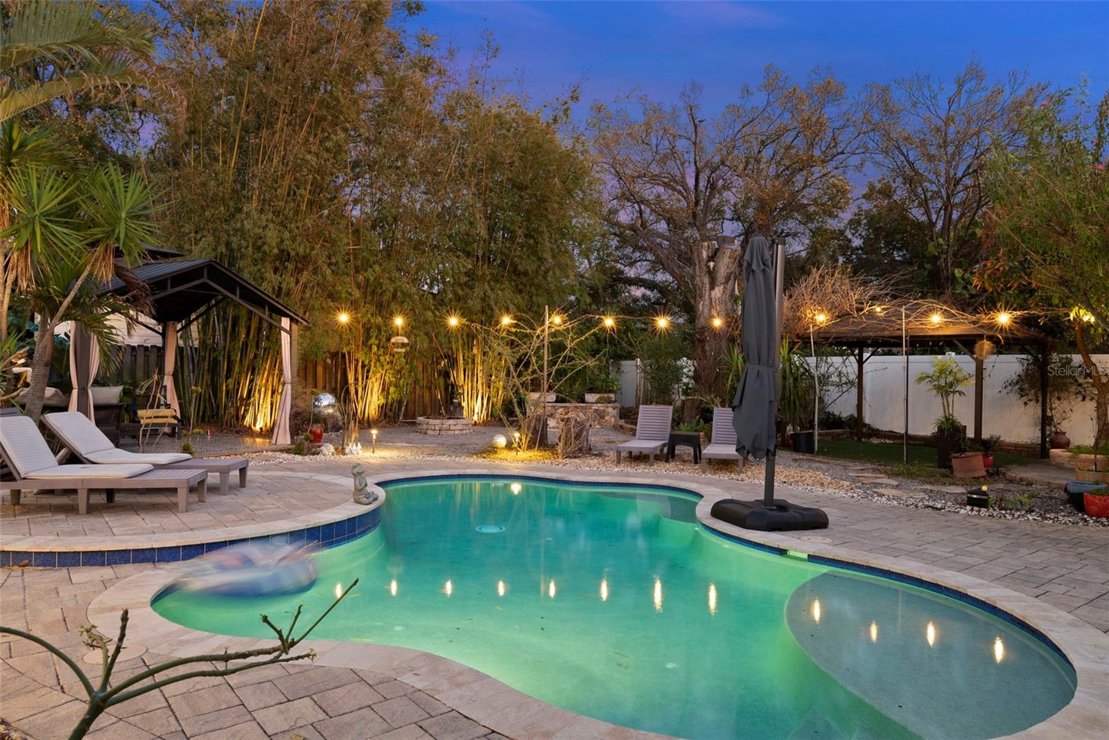 LARSEN PLACE - Residential