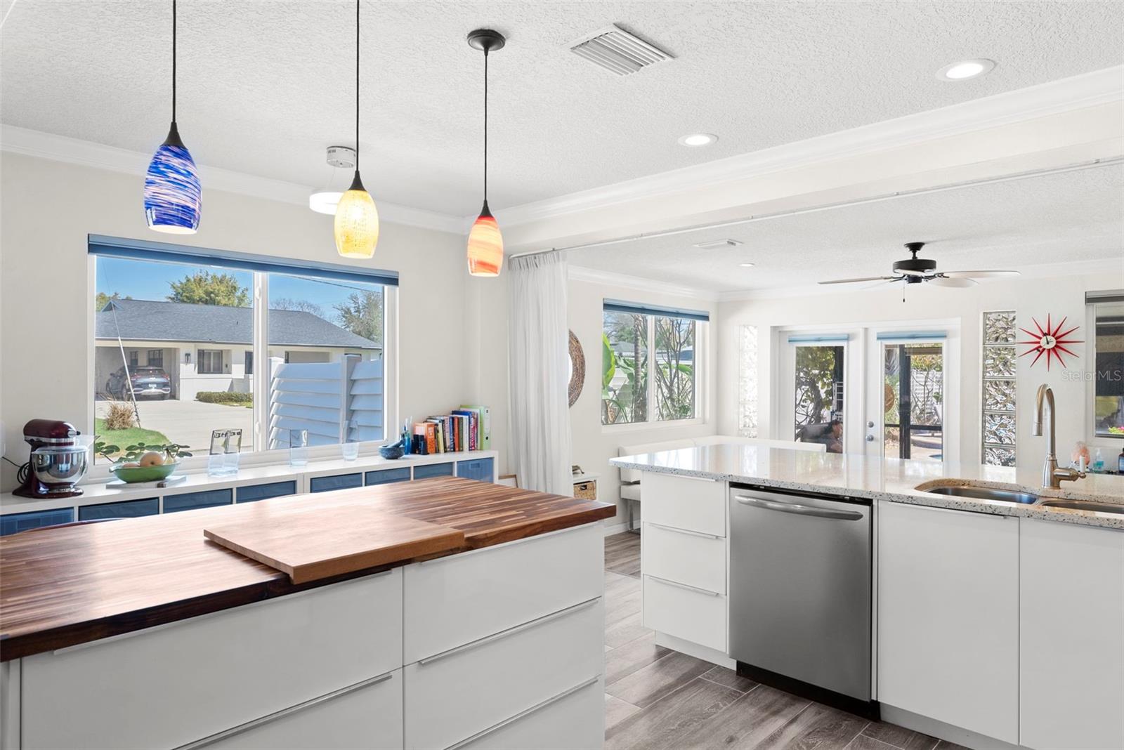 LARSEN PLACE - Residential