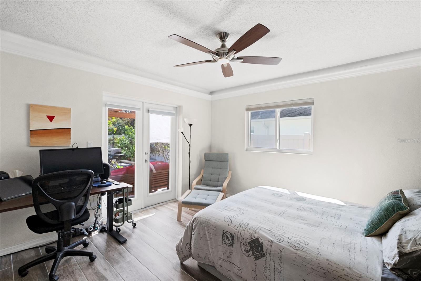 LARSEN PLACE - Residential