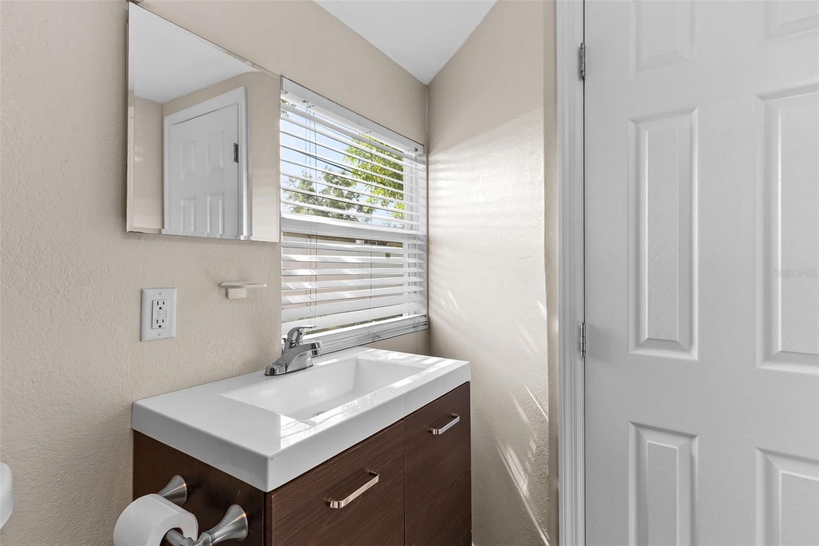 ROBINSWOOD HEIGHTS 5TH ADD - Residential