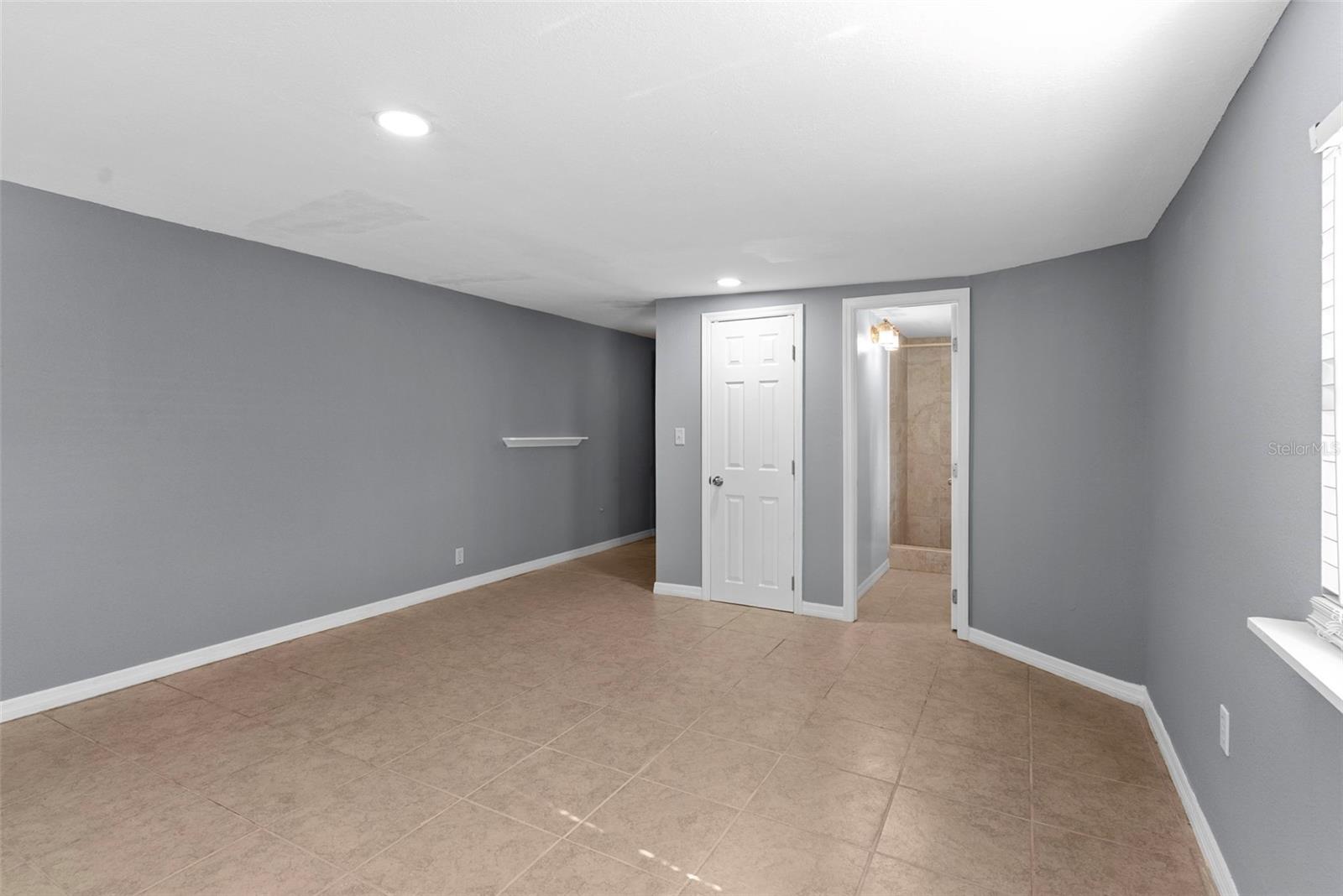 ROBINSWOOD HEIGHTS 5TH ADD - Residential