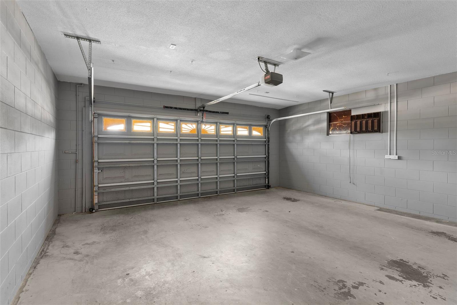 ROBINSWOOD HEIGHTS 5TH ADD - Residential