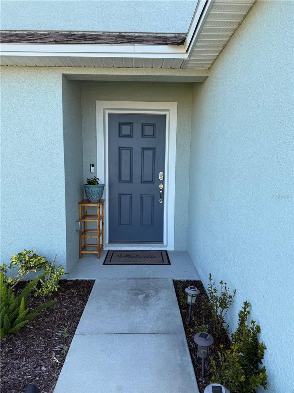 Photo of 292 Arbuthnot Street, Winter Haven, FL 33881 (MLS # L4961100)