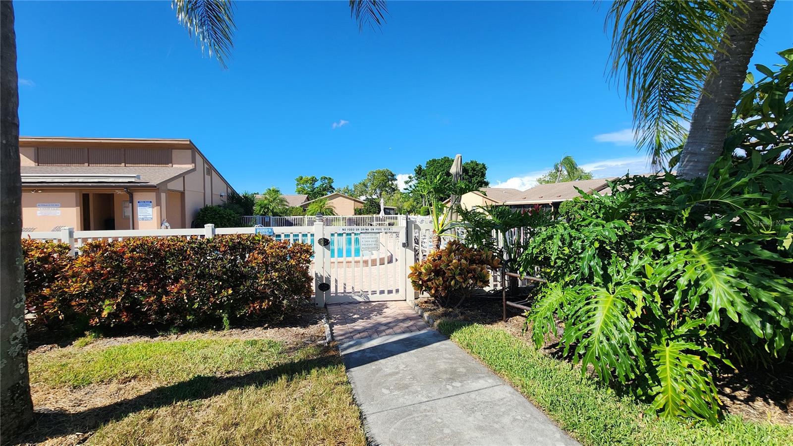 MEADOWCROFT SOUTH - Residential