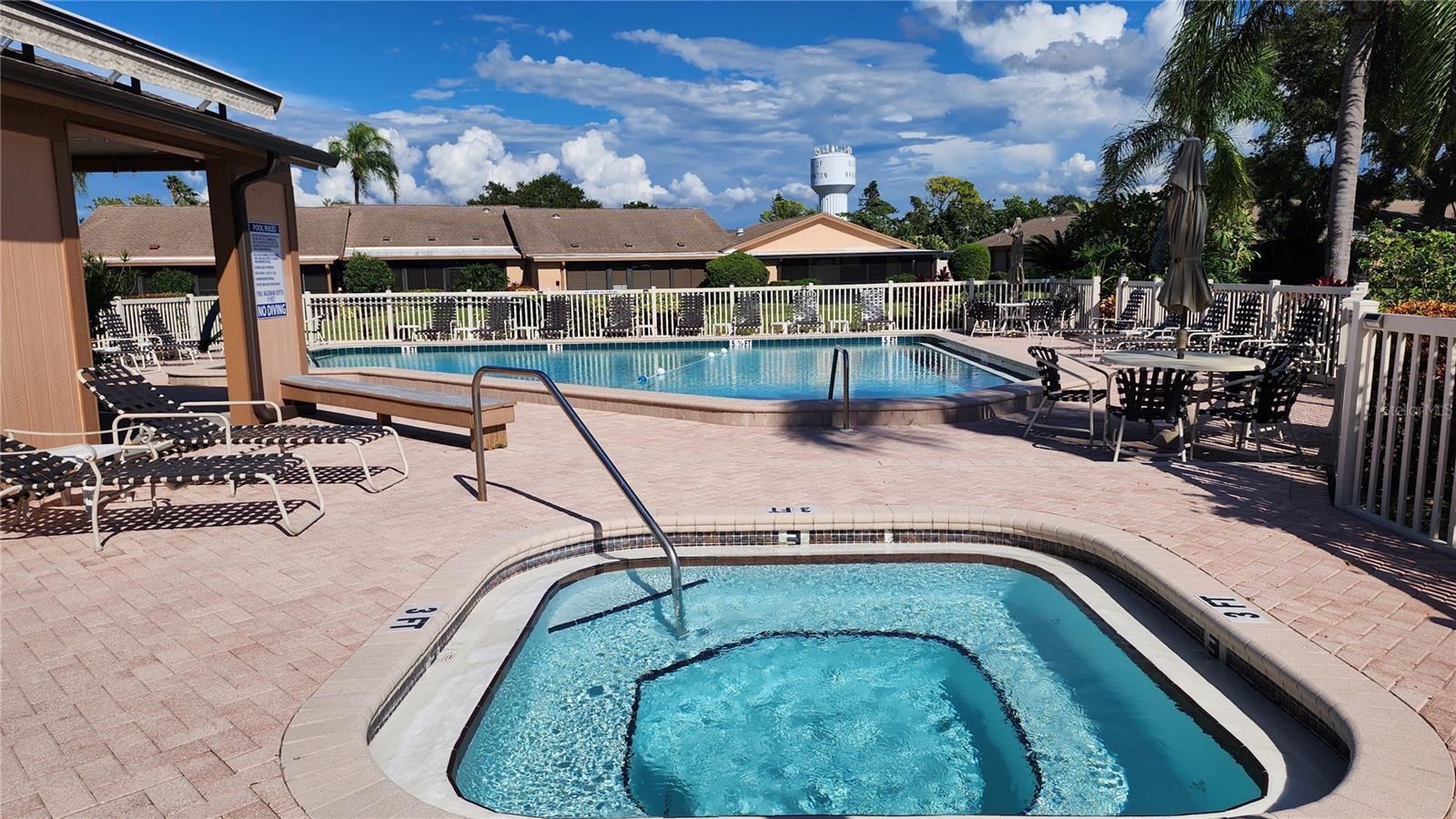 MEADOWCROFT SOUTH - Residential